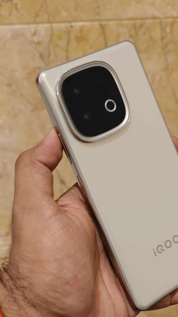 iQOO Neo 10 Review: Power-Packed for Gamers, but Is It for Everyone? 2 iQOO Neo 10 Back Camera